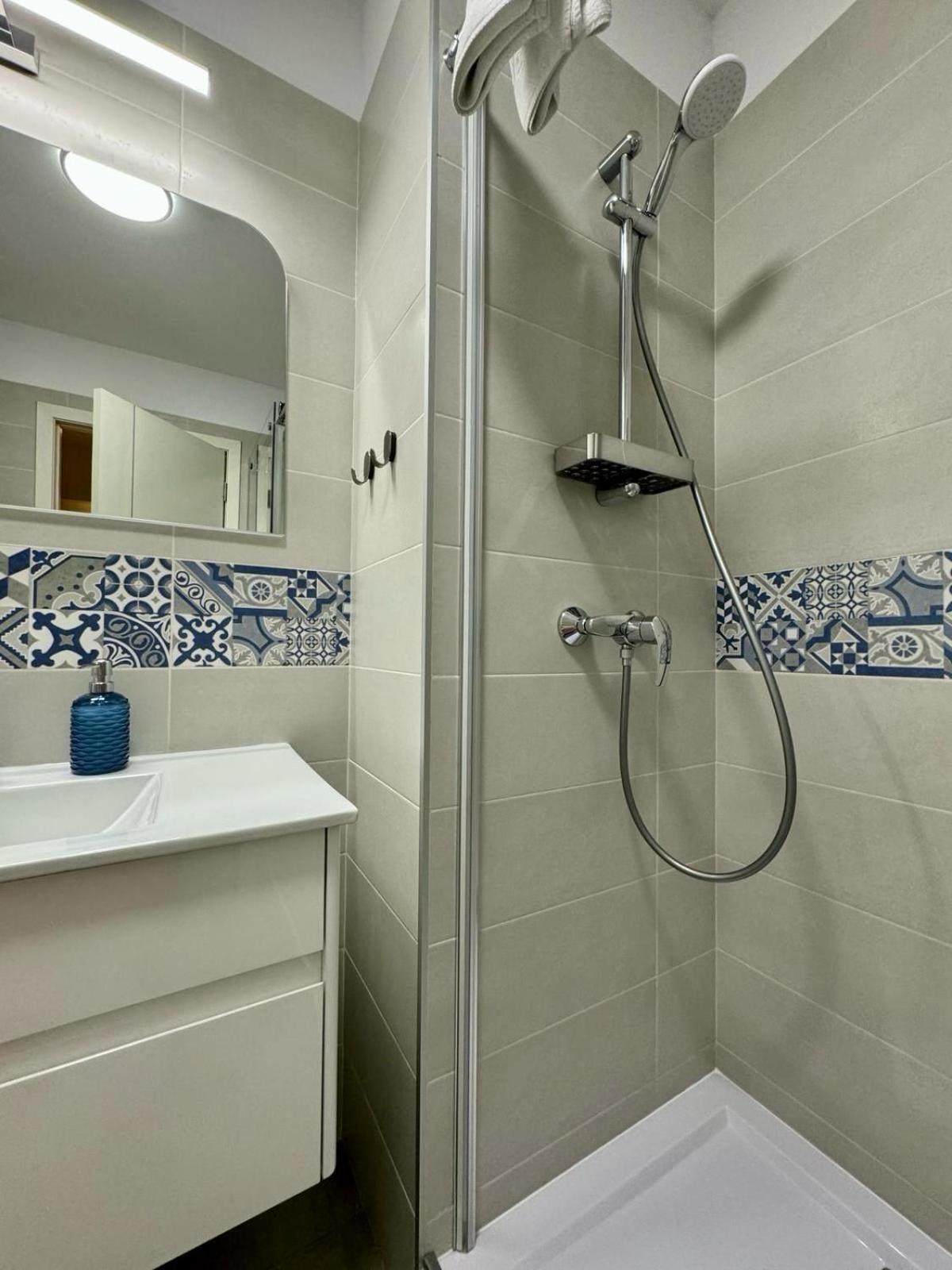 Ferienwohnung Cez Studio Mamaia Nord Năvodari Exterior foto