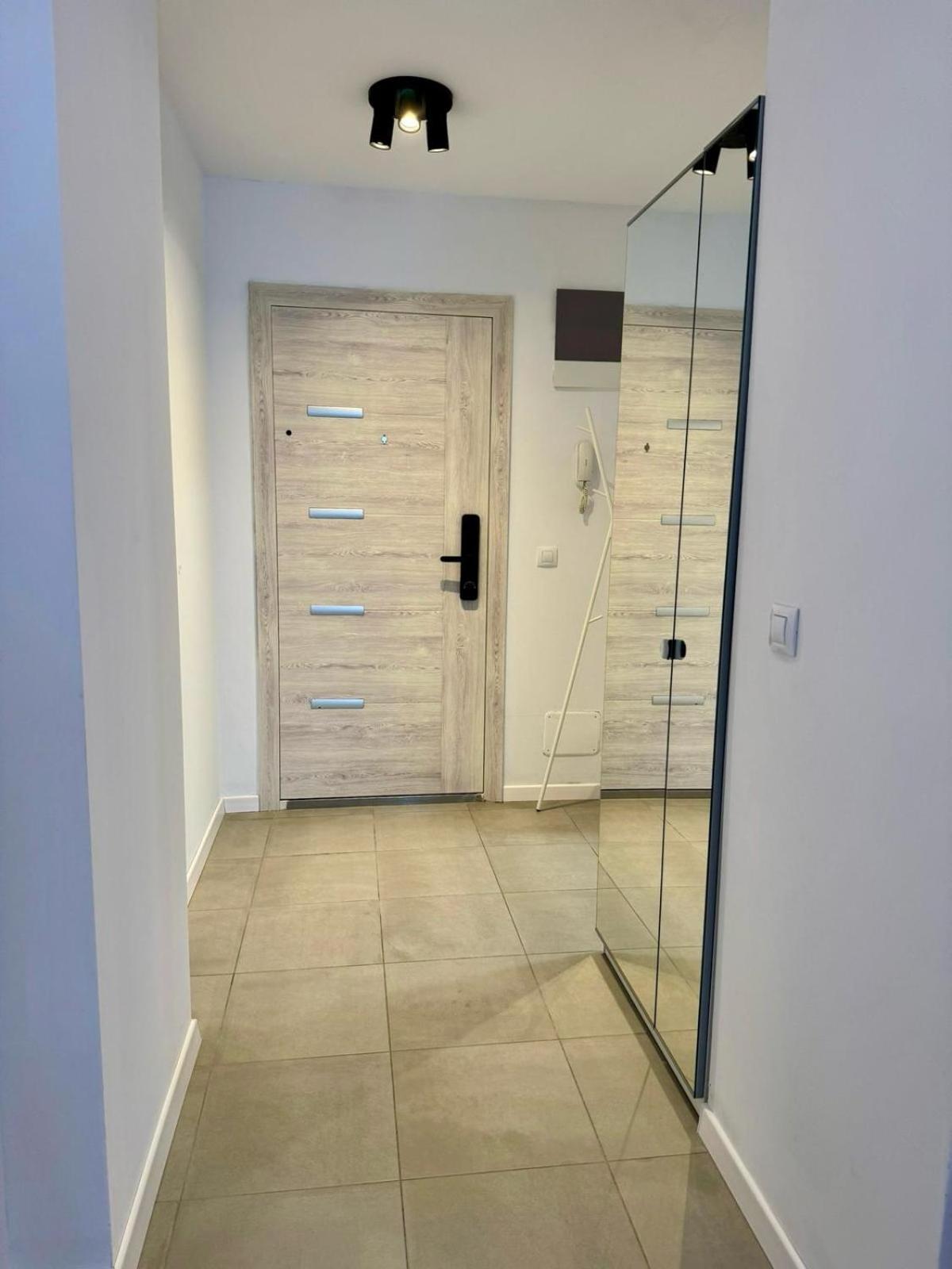 Ferienwohnung Cez Studio Mamaia Nord Năvodari Exterior foto